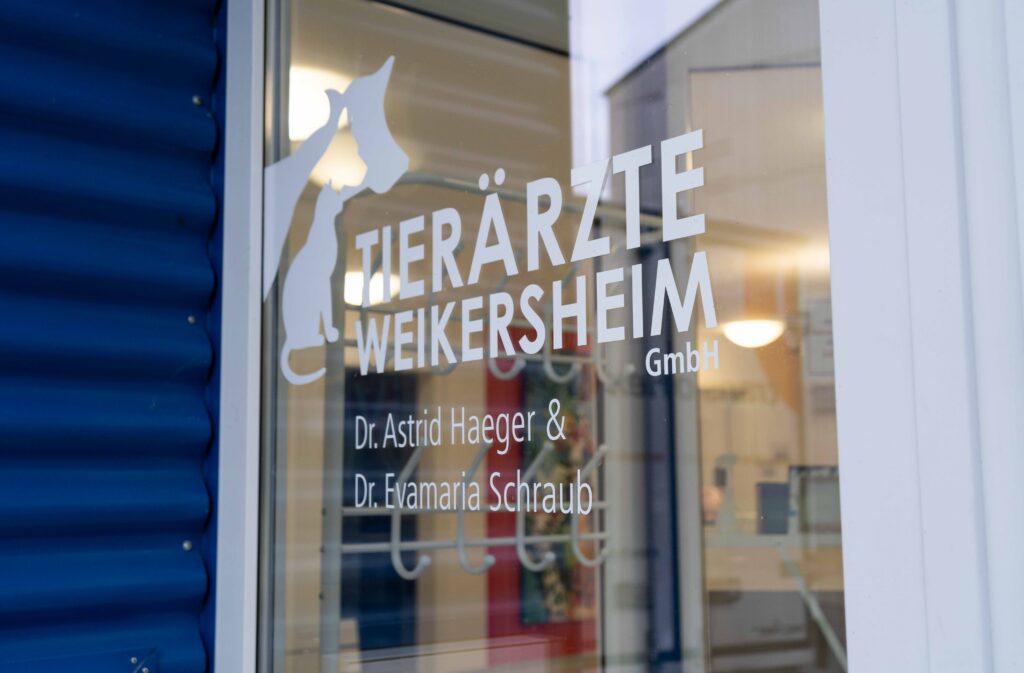 1_Außenschild-Praxis_Tierärzte Weikersheim